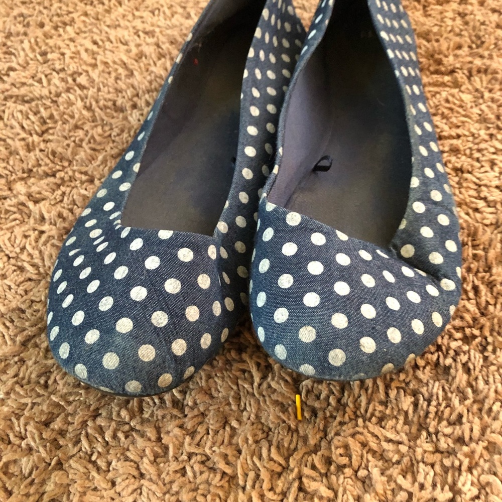 Blue flats with white polka dots size 11